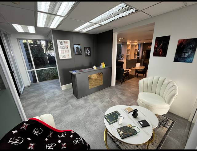 115M² OFFICE TO LET IN MOUILLE POINT